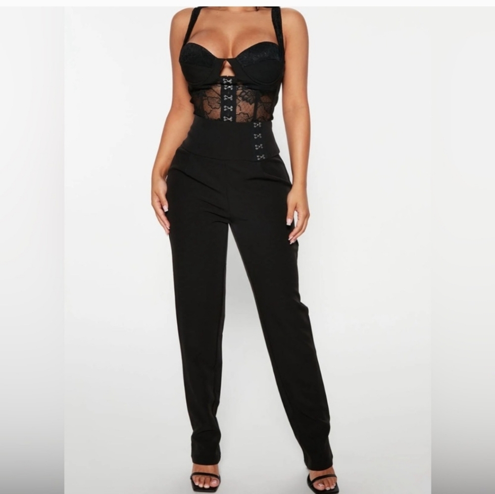 Fashion Nova Chic Black Women's Trousers